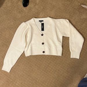 Lulus cream sweater brand new with tags!